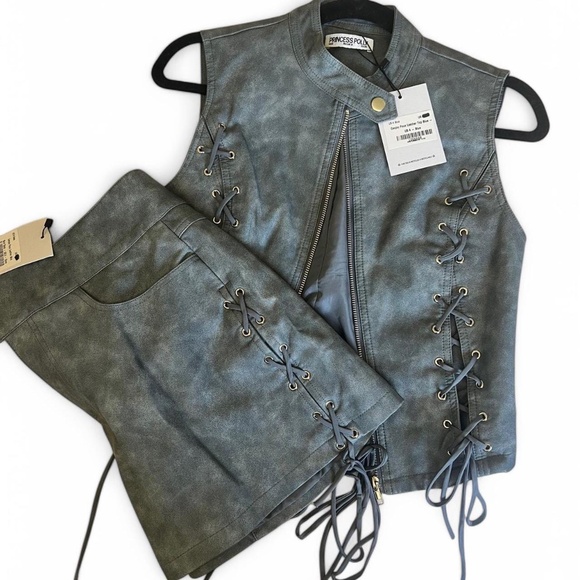 Princess Polly Faux Leather Top - Picture 3 of 4